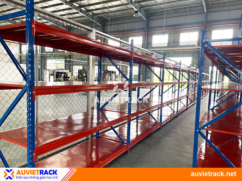  Kệ trung tải Au Viet Rack tại kho khách hàng