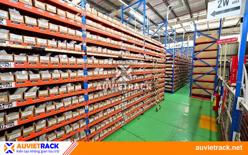 Kệ trung tải đựng phụ tùng Âu Việt Rack