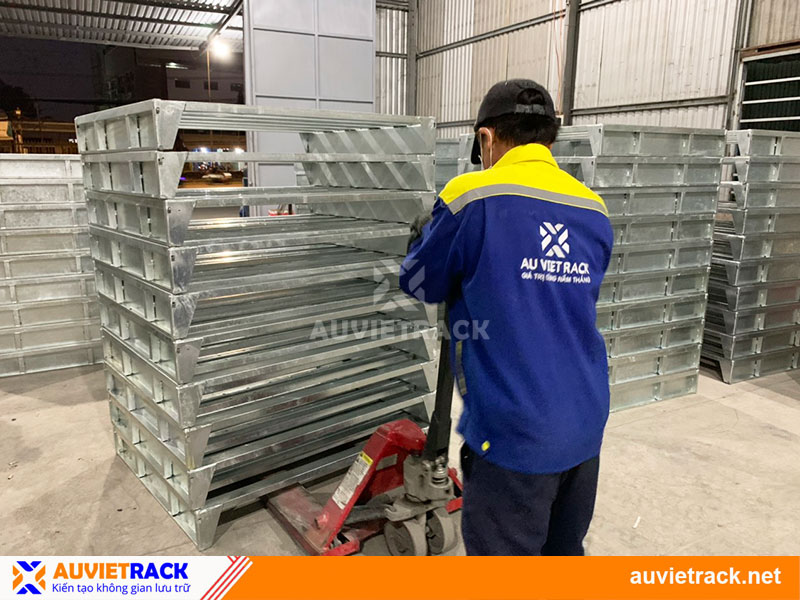 Pallet sắt khung đế Âu Việt Rack