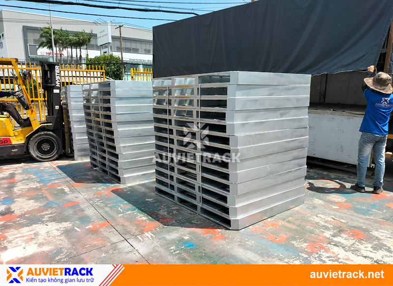 Pallet sắt khung đế Âu Việt Rack