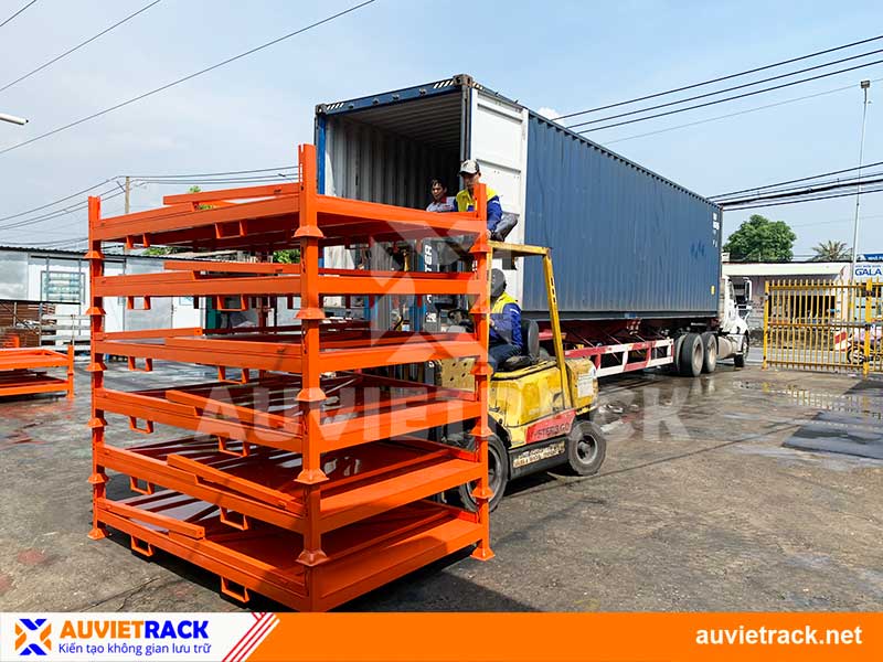 Dự án pallet sắt chồng gấp sơn tĩnh điện tải trọng 1500 kg/pallet