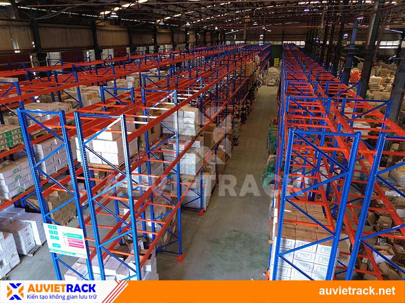 Kệ Selctive pallet là giải pháp lưu trữ phồ biến trong nhiều kho hàng