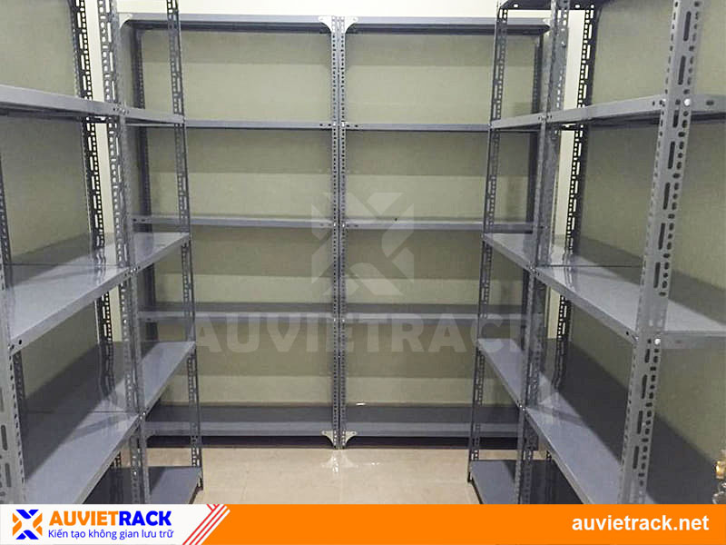 Kệ sắt giá tốt chất lượng