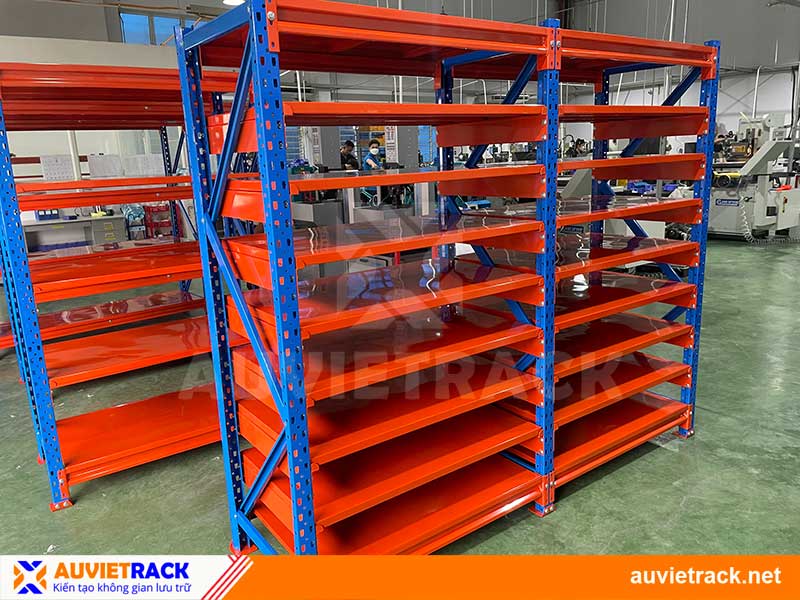 Kệ sắt trung tải nhiều tầng tại Au Viet Rack