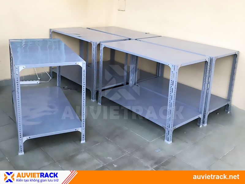 Kệ sắt V lỗ 2 tầng có tuổi thọ rất bền lâu