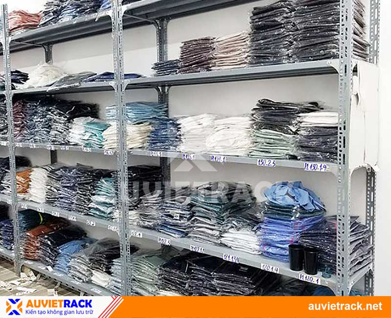 Kệ sắt V lỗ lưu trữ quần áo