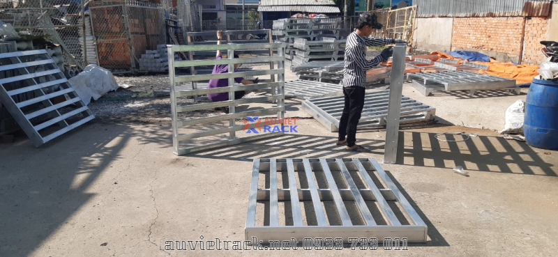 pallet đựng hàng