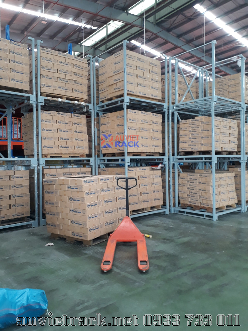 pallet đựng hàng