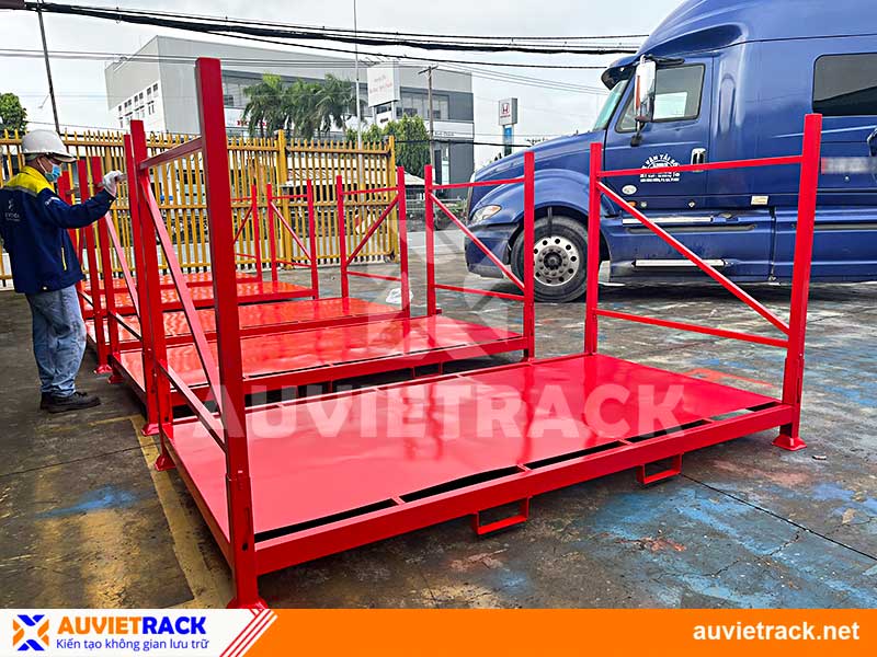 Pallet sắt chồng gấp