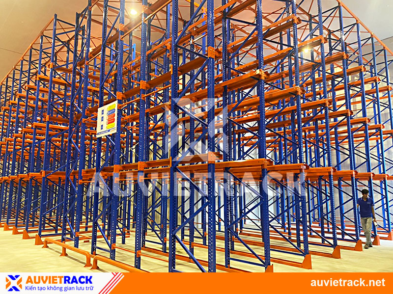 kệ drive in Âu Viet Rack